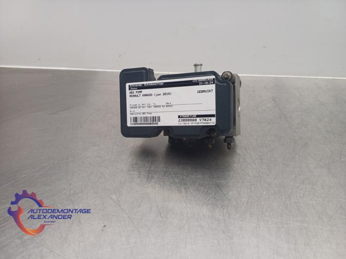 Begagnade ABS-pump Renault Kangoo Express (FW) 1.5 dCi 90 FAP Pris € 121,00 Inklusive moms erbjuds av Alexander Autodemontage