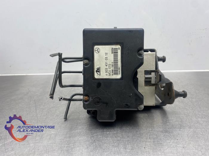 Begagnade ABS-pump Mercedes SLK (R170) 2.0 200 16V Pris € 24,98 Marginaltabell erbjuds av Alexander Autodemontage