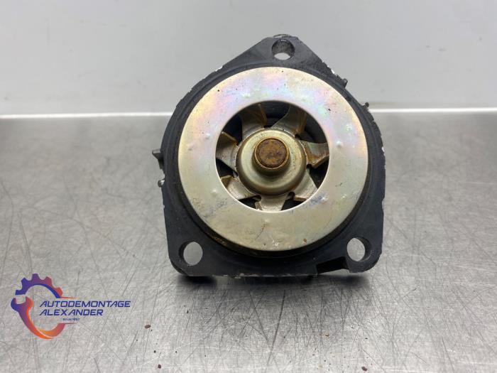 Vattenpump från en Opel Insignia Sports Tourer 2.0 CDTI 16V 130 ecoFLEX 2012