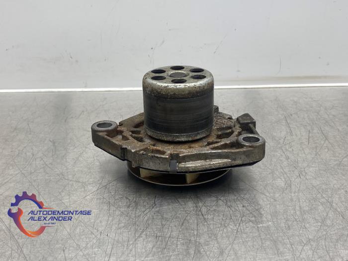 Usagé Pompe à eau Opel Insignia Sports Tourer 2.0 CDTI 16V 130 ecoFLEX Prix sur demande proposé par Alexander Autodemontage