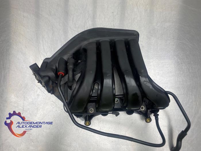 Używane Kolektor dolotowy Austin Mini Open (R52) 1.6 16V Cooper Cena € 19,99 Procedura marży oferowane przez Alexander Autodemontage