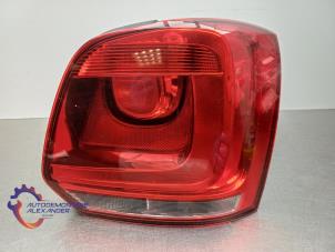Begagnade Baklykta, höger Volkswagen Polo V (6R) 1.2 12V Pris € 29,09 Marginaltabell erbjuds av Alexander Autodemontage