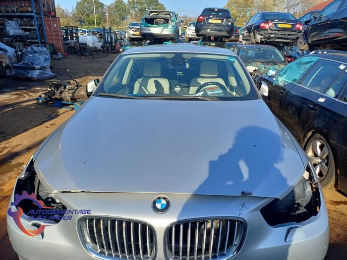 Używane Maska BMW 5 serie Gran Turismo (F07) 535i 24V TwinPower Turbo Cena € 300,00 Procedura marży oferowane przez Alexander Autodemontage