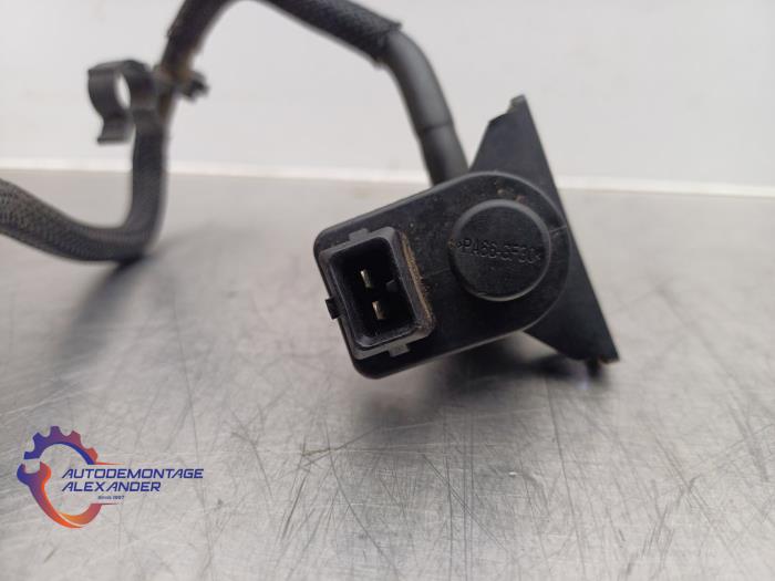 Usagé Régulateur pression turbo Opel Vivaro Combi 1.6 CDTI 95 Prix sur demande proposé par Alexander Autodemontage