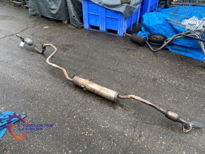 Usagé Echappement (complet) Toyota Yaris III (P13) 1.33 16V Dual VVT-I Prix sur demande proposé par Alexander Autodemontage