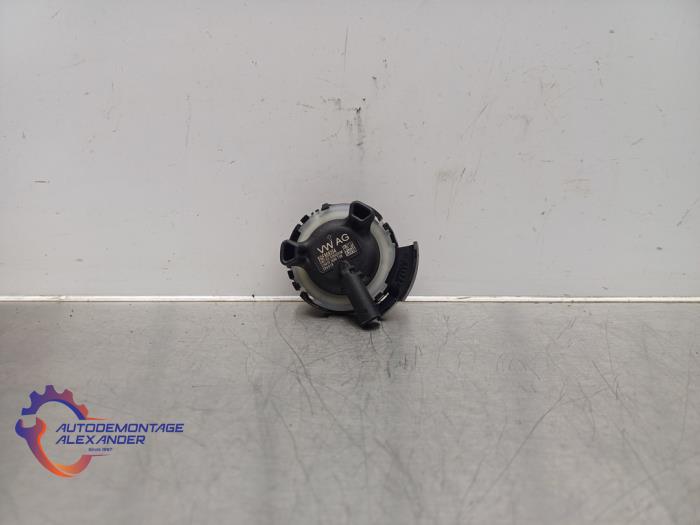 Begagnade Airbagsensor Seat Ibiza V (KJB) 1.0 TSI 12V Pris på förfrågan erbjuds av Alexander Autodemontage