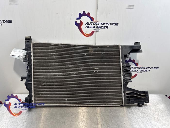 Usagé Radiateur Opel Astra J GTC (PD2/PF2) 1.4 Turbo 16V ecoFLEX 140 Prix € 44,99 Règlement à la marge proposé par Alexander Autodemontage