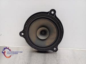 Usados Altavoz Nissan Micra (K13) 1.2 12V Precio de solicitud ofrecido por Alexander Autodemontage