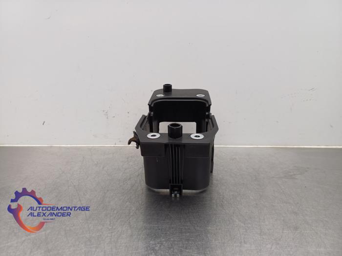 Używane Rózne elementy plastikowe Seat Ibiza V (KJB) 1.0 TSI 12V Cena na żądanie oferowane przez Alexander Autodemontage