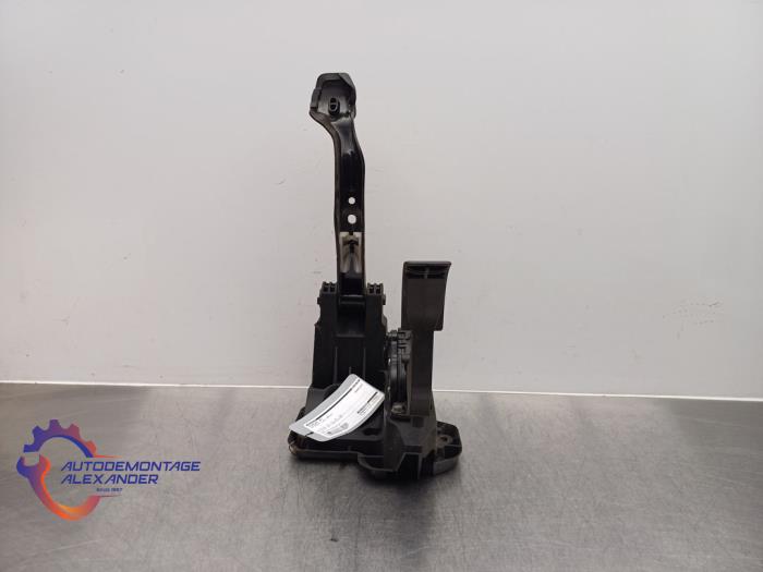 Gebrauchte Pedale Set Volkswagen Polo V (6R) 1.2 TDI 12V BlueMotion Preis auf Anfrage angeboten von Alexander Autodemontage