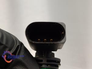 Nockenwelle Sensor van een Seat Ibiza IV (6J5) 1.2 12V 2009