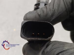 Nockenwelle Sensor van een Seat Ibiza IV (6J5) 1.2 12V 2009