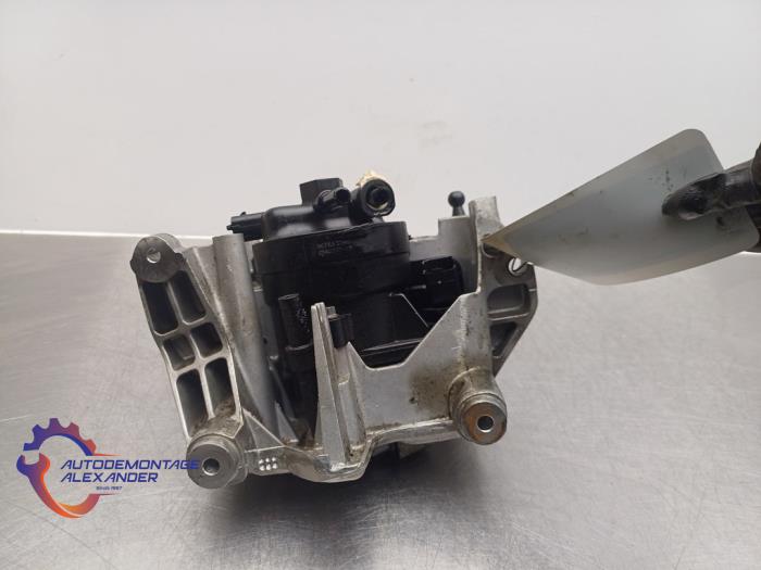 Begagnade Bränslefilter Peugeot Expert (V1/VA/VB/VE/VF/VT/VY) 2.0 Blue HDi 150 16V Pris på förfrågan erbjuds av Alexander Autodemontage