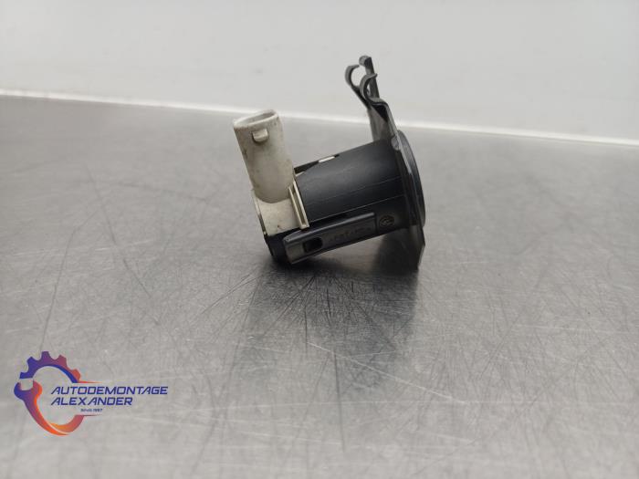 Usados Sensor PDC BMW 6 serie (E63) 630i 24V Precio de solicitud ofrecido por Alexander Autodemontage