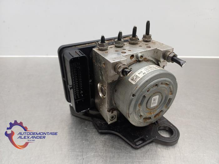 Begagnade ABS-pump Audi A3 Sportback (8VA/8VF) 1.4 TFSI 16V e-tron Pris € 41,99 Marginaltabell erbjuds av Alexander Autodemontage