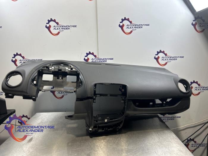 Używane Panel Renault Clio IV (5R) 0.9 Energy TCE 90 12V Cena na żądanie oferowane przez Alexander Autodemontage