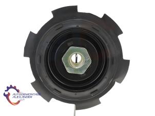 Neuf Embrayage magnétique pompe clim Volkswagen Golf Prix € 44,99 Prix TTC proposé par Alexander Autodemontage