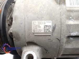Compresseur de clim d'un Ford Transit Custom 2.0 TDCi 16V Eco Blue 129 2023