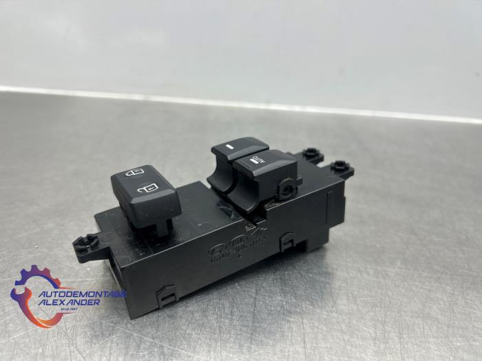 Usados Interruptor combinado de ventanillas Kia Picanto (TA) 1.0 12V Precio de solicitud ofrecido por Alexander Autodemontage