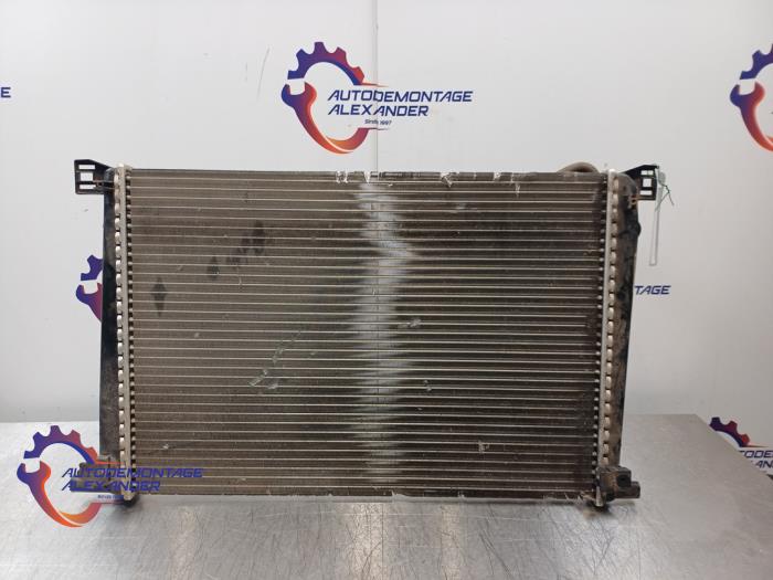 Usagé Radiateur Mini Mini (R56) 1.6 16V Cooper Prix € 44,99 Règlement à la marge proposé par Alexander Autodemontage