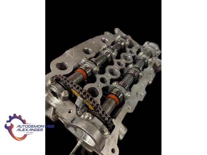 Engine from a Land Rover Range Rover IV (LG) 3.0 TDV6 24V 2025