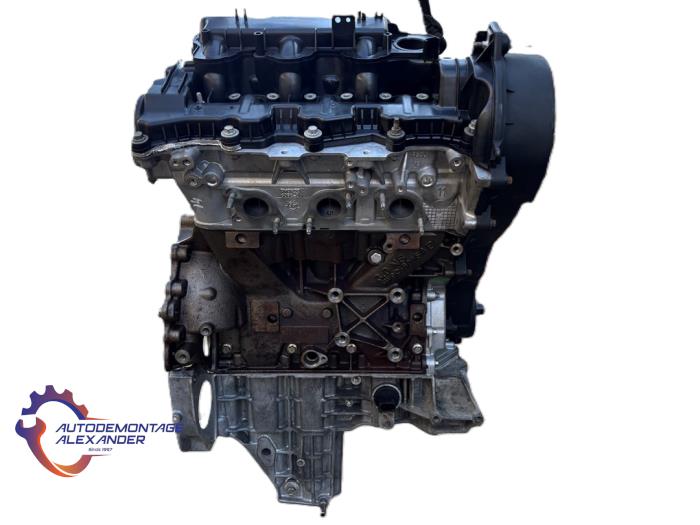 Engine from a Land Rover Range Rover IV (LG) 3.0 TDV6 24V 2025
