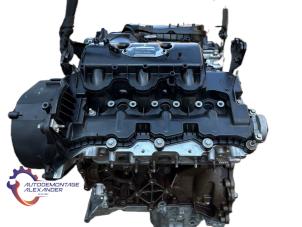 Engine from a Land Rover Range Rover IV (LG) 3.0 TDV6 24V 2025