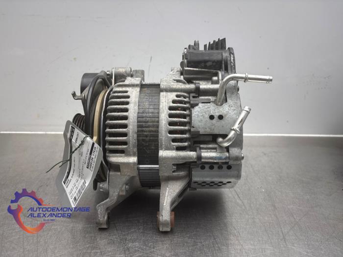 Gebrauchte Dynamo Mercedes E Estate (S213) E-200 EQ Boost 2.0 Turbo 16V Preis € 499,98 Mit Mehrwertsteuer angeboten von Alexander Autodemontage