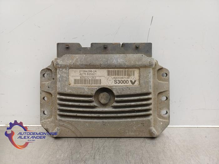 Used Engine management computer Renault Scénic II (JM) 1.6 16V Price € 14,99 Inclusive VAT offered by Alexander Autodemontage