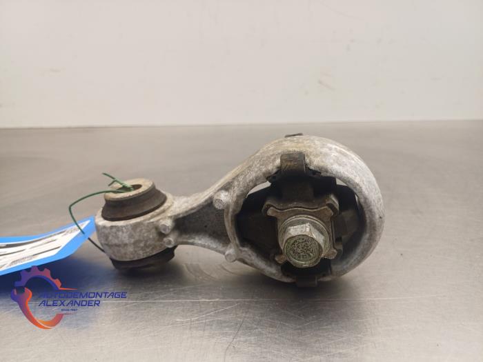 Usagé Support moteur Nissan Qashqai (J10) 1.5 dCi DPF Prix € 20,00 Règlement à la marge proposé par Alexander Autodemontage