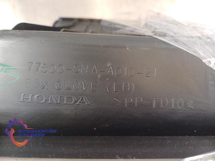 Begagnade Handskfack Honda Civic (FA/FD) 1.3 Hybrid Pris på förfrågan erbjuds av Alexander Autodemontage