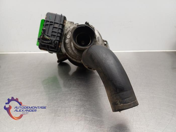 Gebrauchte Turbo Ford Transit Connect 1.8 TDCi 90 DPF Preis auf Anfrage angeboten von Alexander Autodemontage