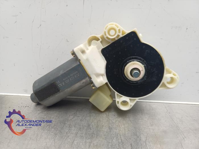 Usados Motor de ventanilla de puerta Mercedes CLK (C209) 2.6 240 V6 18V Precio de solicitud ofrecido por Alexander Autodemontage