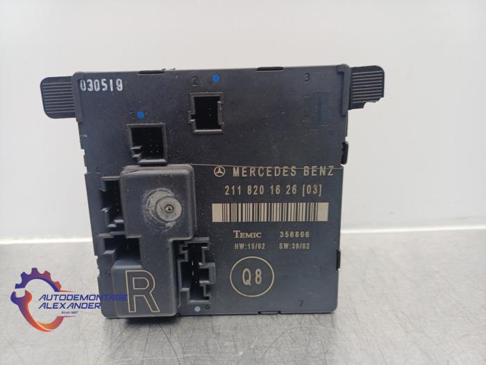 Central door locking module Mercedes E 2.2 E-220 CDI 16V - 211820162603 ...