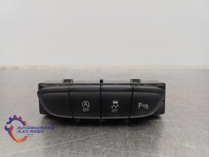 Używane Przelacznik Opel Astra K 1.6 CDTI 110 16V Cena na żądanie oferowane przez Alexander Autodemontage