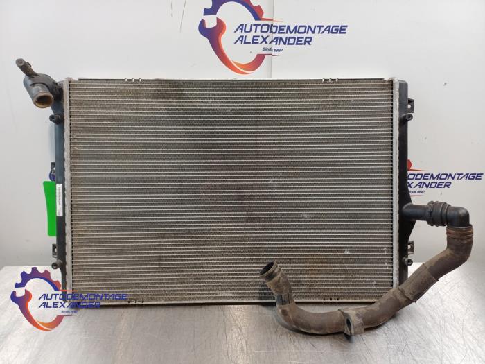 Usagé Radiateur Volkswagen Passat Variant (365) 2.0 TDI 16V 170 4Motion Prix € 19,99 Règlement à la marge proposé par Alexander Autodemontage