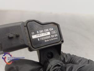 MAP-sensor (insugsrör) från en Citroën C4 Picasso (UD/UE/UF) 1.6 16V THP Sensodrive 2010