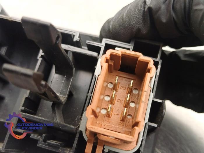 Height control switch Renault Kangoo Express 1.5 dCi 95 - 82005666400 ...