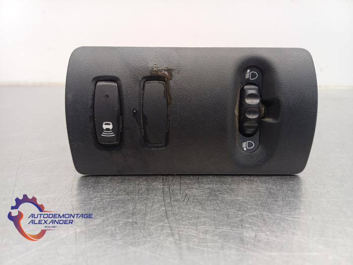 Height control switch Renault Kangoo Express 1.5 dCi 95 - 82005666400 ...