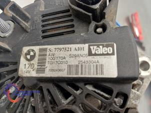 Dynamo från en BMW 7 serie (E65/E66/E67) 730d,Ld 3.0 24V 2005