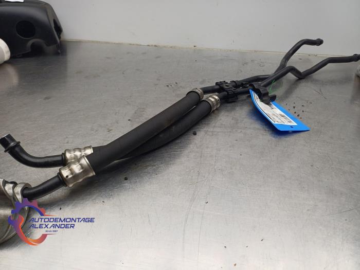 Usagé Conduit (divers) BMW 7 serie (E65/E66/E67) 730d,Ld 3.0 24V Prix sur demande proposé par Alexander Autodemontage