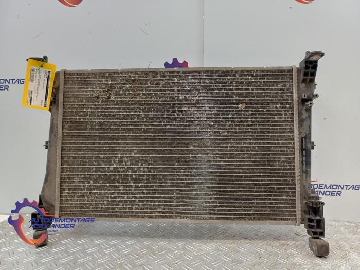 Usagé Radiateur Fiat Punto Evo (199) 1.3 JTD Multijet Evo 85 16V Euro 5 Prix € 24,99 Prix TTC proposé par Alexander Autodemontage