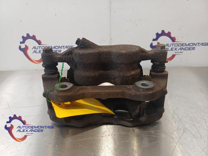 Usagé Etrier de frein avant gauche Ford Transit Custom 2.2 TDCi 16V Prix € 59,99 Prix TTC proposé par Alexander Autodemontage