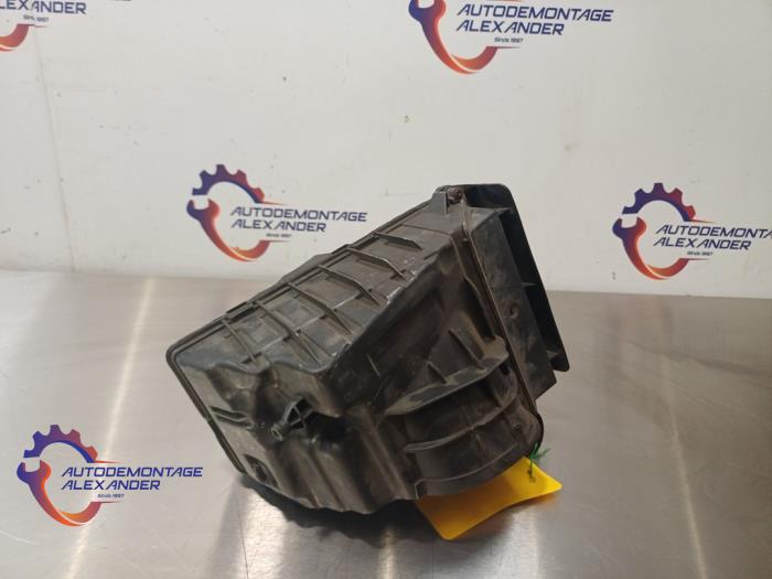 Gebrauchte Luftfiltergehäuse Renault Megane III Grandtour (KZ) 1.5 dCi 110 Preis € 39,99 Mit Mehrwertsteuer angeboten von Alexander Autodemontage