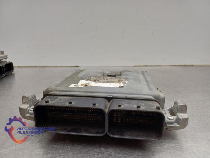 Used Engine management computer Mercedes A (W176) 1.6 A-180 16V Price € 170,01 Inclusive VAT offered by Alexander Autodemontage