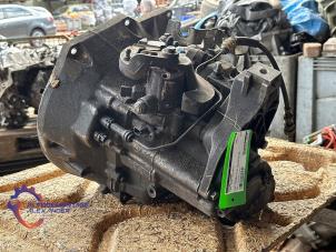Usados Caja de cambios Ford Focus 3 Wagon 1.0 Ti-VCT EcoBoost 12V 125 Precio € 544,50 IVA incluido ofrecido por Alexander Autodemontage