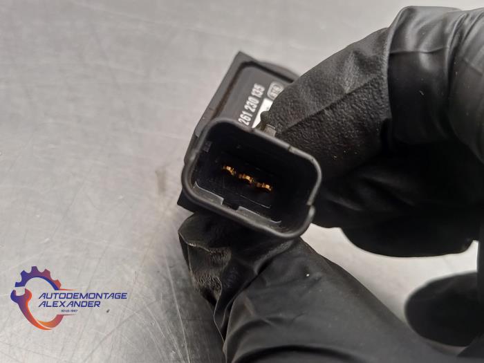 Map Sensor (Einlasskrümmer) van een MINI Mini Open (R52) 1.6 16V Cooper 2004