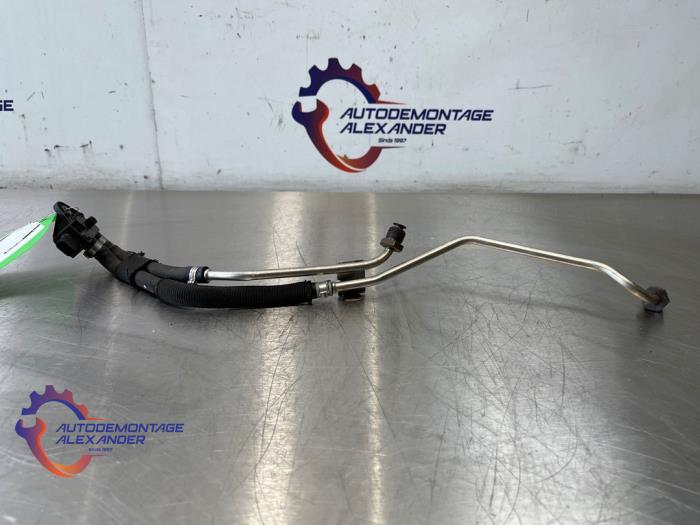 Begagnade Bränsletryckssensor Peugeot 308 SW (L4/L9/LC/LJ/LR) 1.2 12V e-THP PureTech 110 Pris € 20,00 Marginaltabell erbjuds av Alexander Autodemontage
