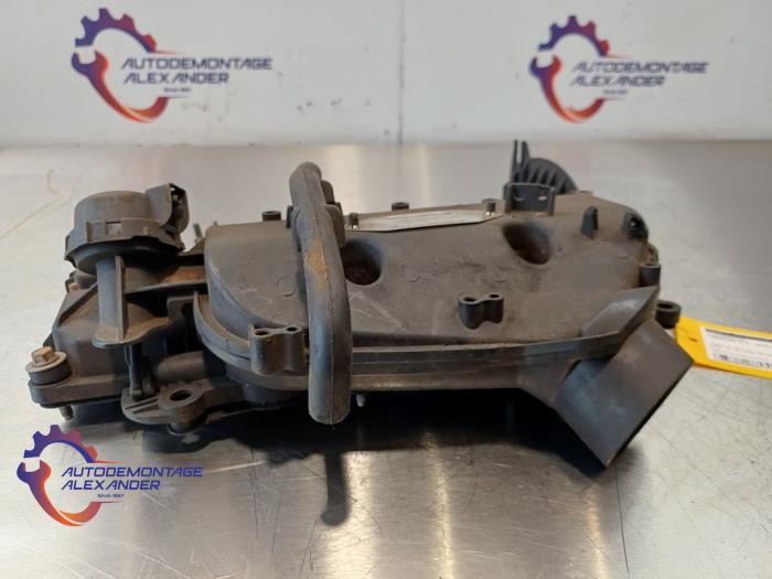 Gebrauchte Ventildeckel Landrover Range Rover Sport (LS) 2.7 TDV6 24V Preis auf Anfrage angeboten von Alexander Autodemontage