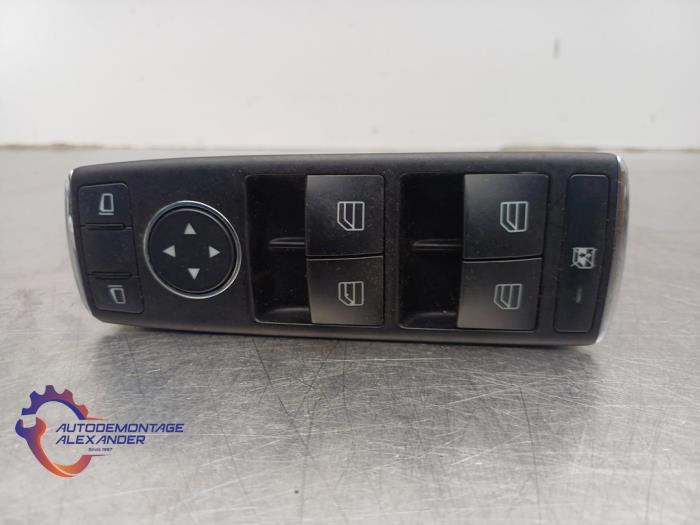 Usados Interruptor de ventanilla eléctrica Mercedes C (W204) 2.2 C-200 CDI 16V Eco Precio € 49,99 IVA incluido ofrecido por Alexander Autodemontage